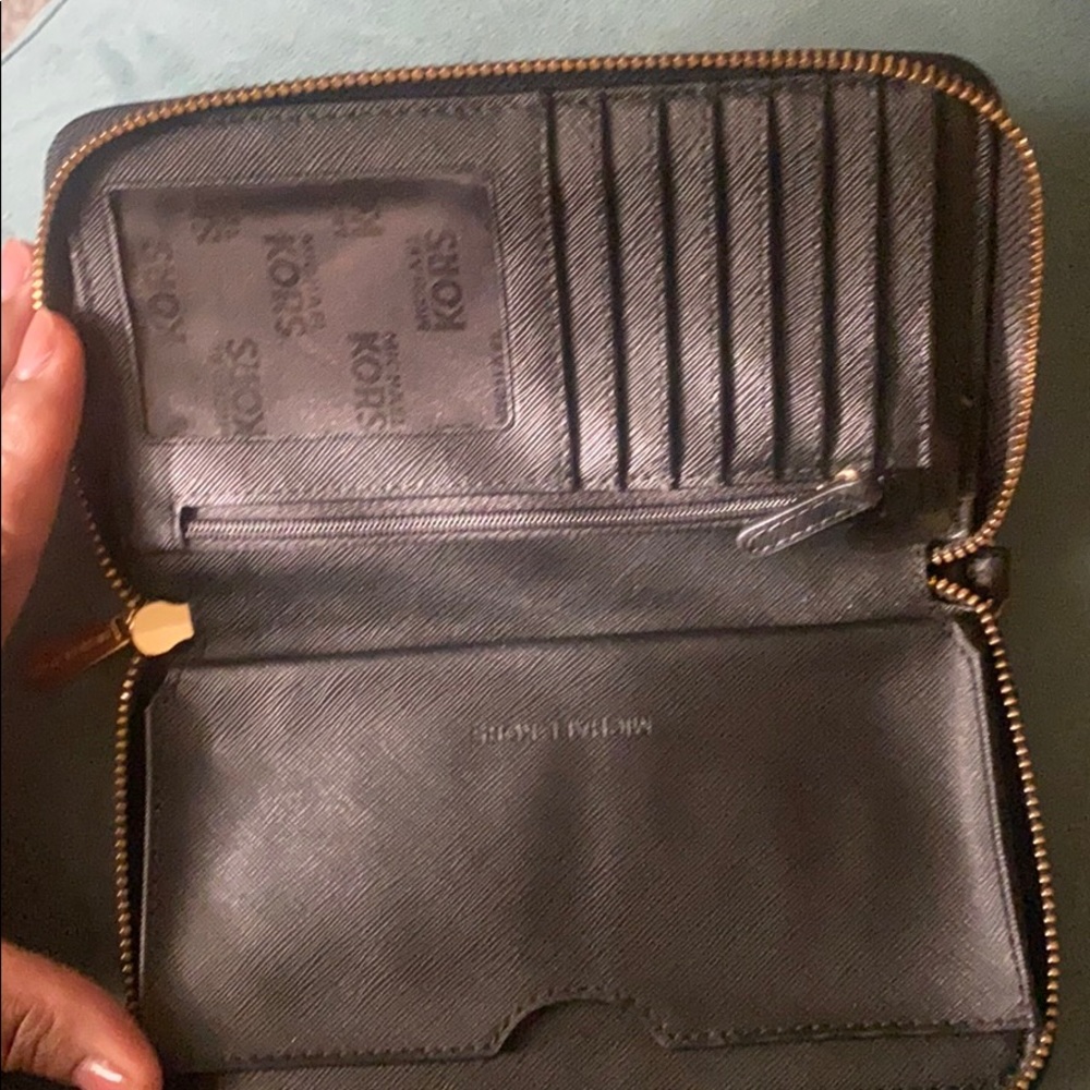 Wallet - Picture 3 of 3